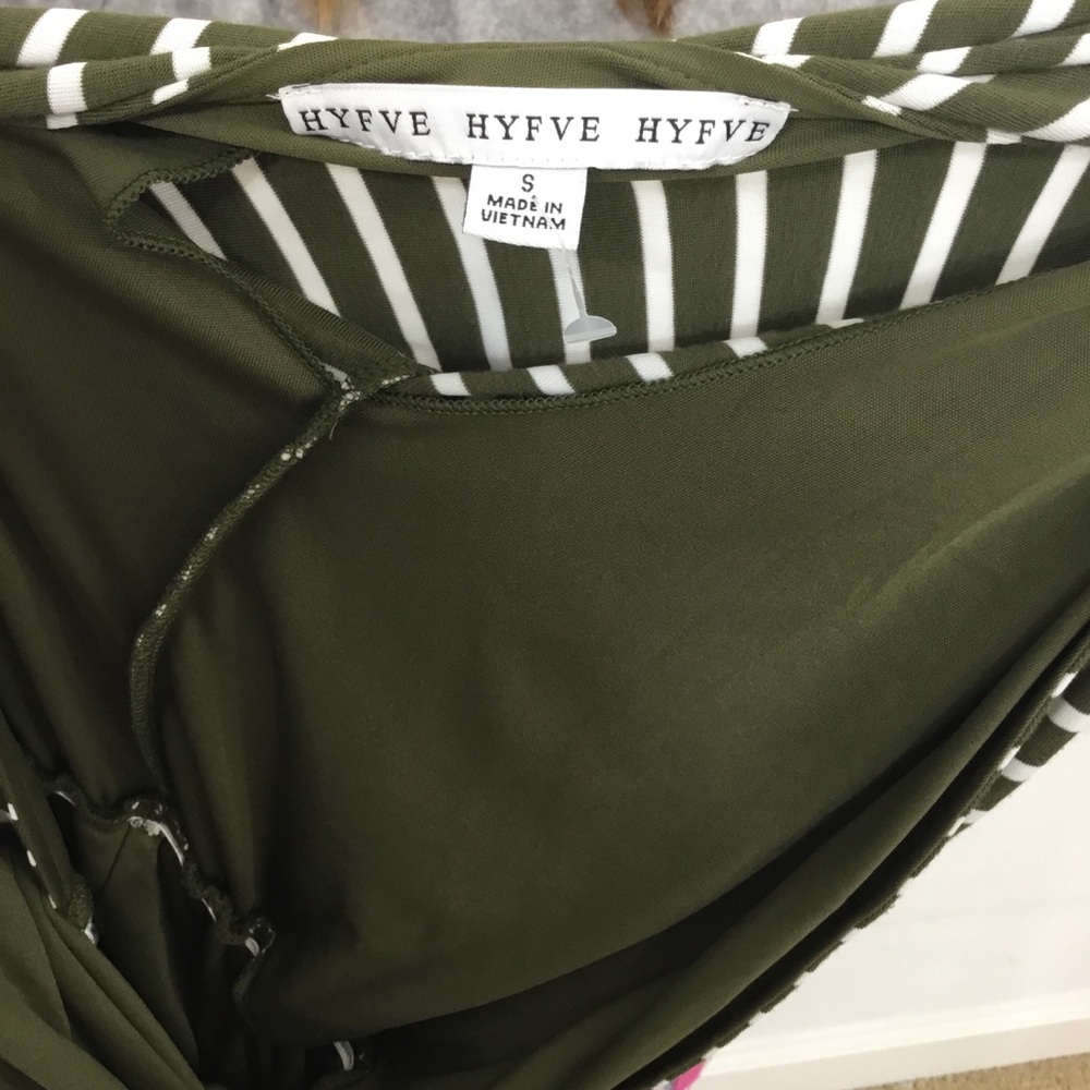 HYFVE Long sleeve, olive green stripe romper - Picture 7 of 8